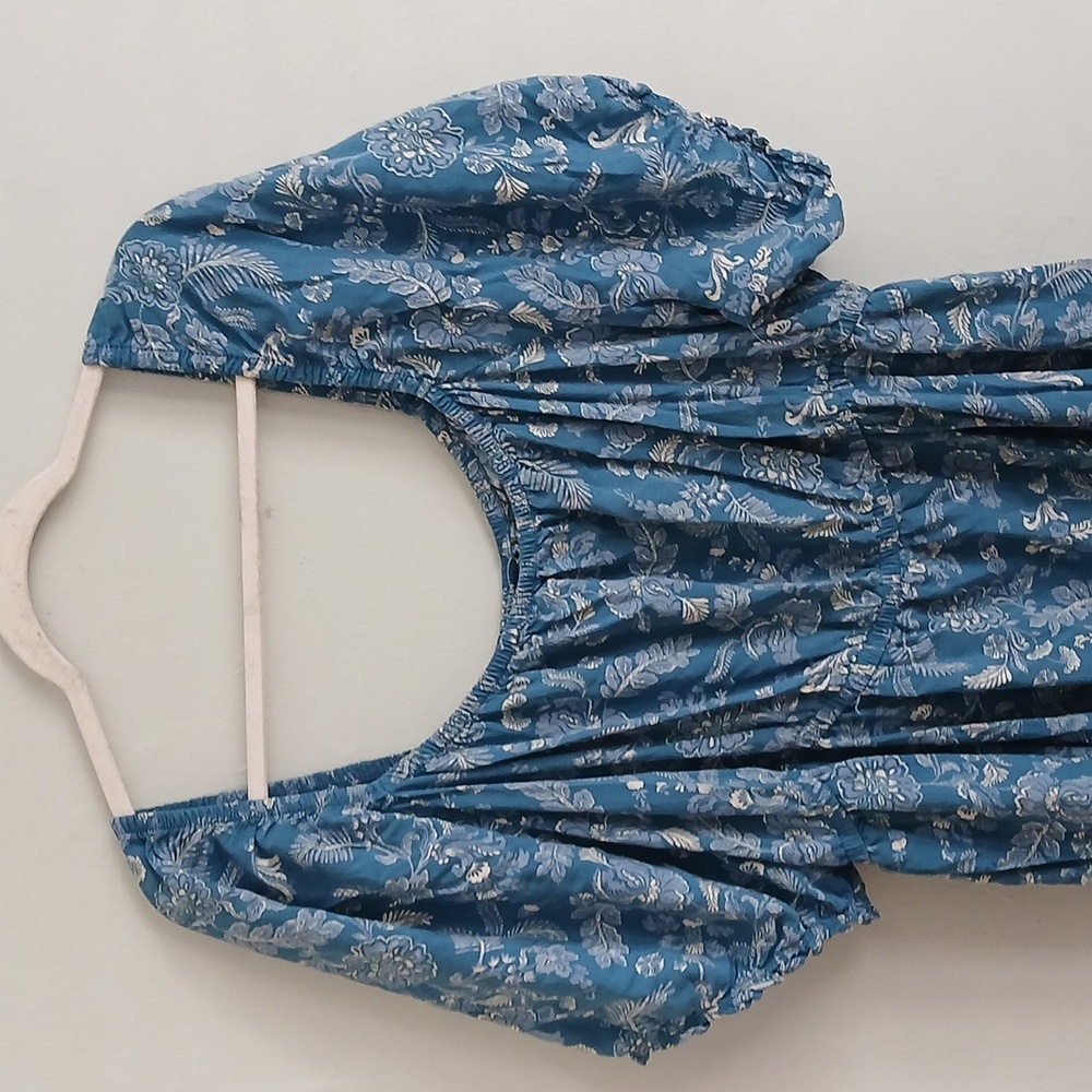 Torrid Women's Blue and White Floral Short Sleeve Mini Dress Size 3X - Picture 2 of 8